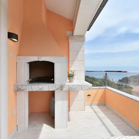 Stunning View In Jelsa, Hvar شقة ييلسا