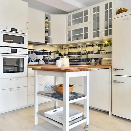 Apartment Stunning View In Jelsa, Hvar