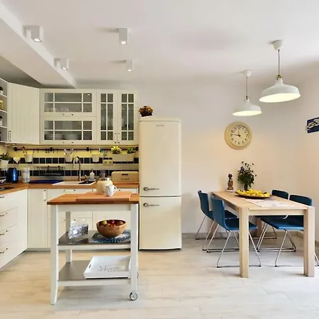 Stunning View In Jelsa, Hvar Apartment