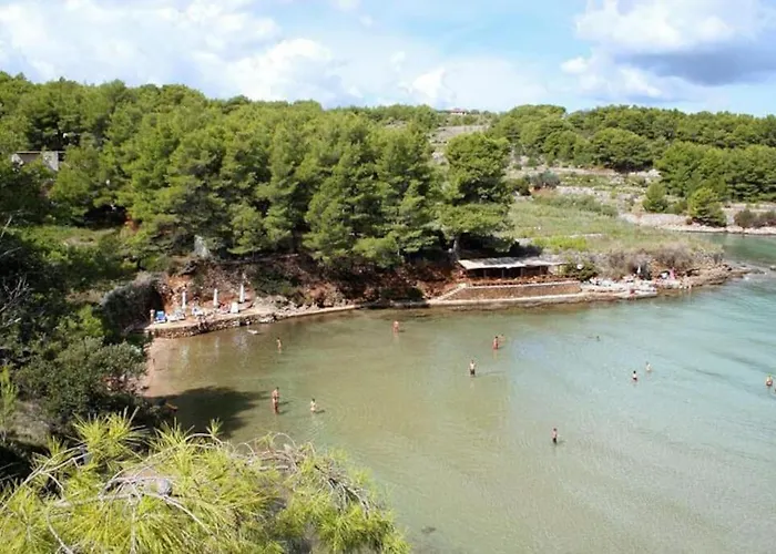 Stunning View In Jelsa, Hvar شقة ييلسا